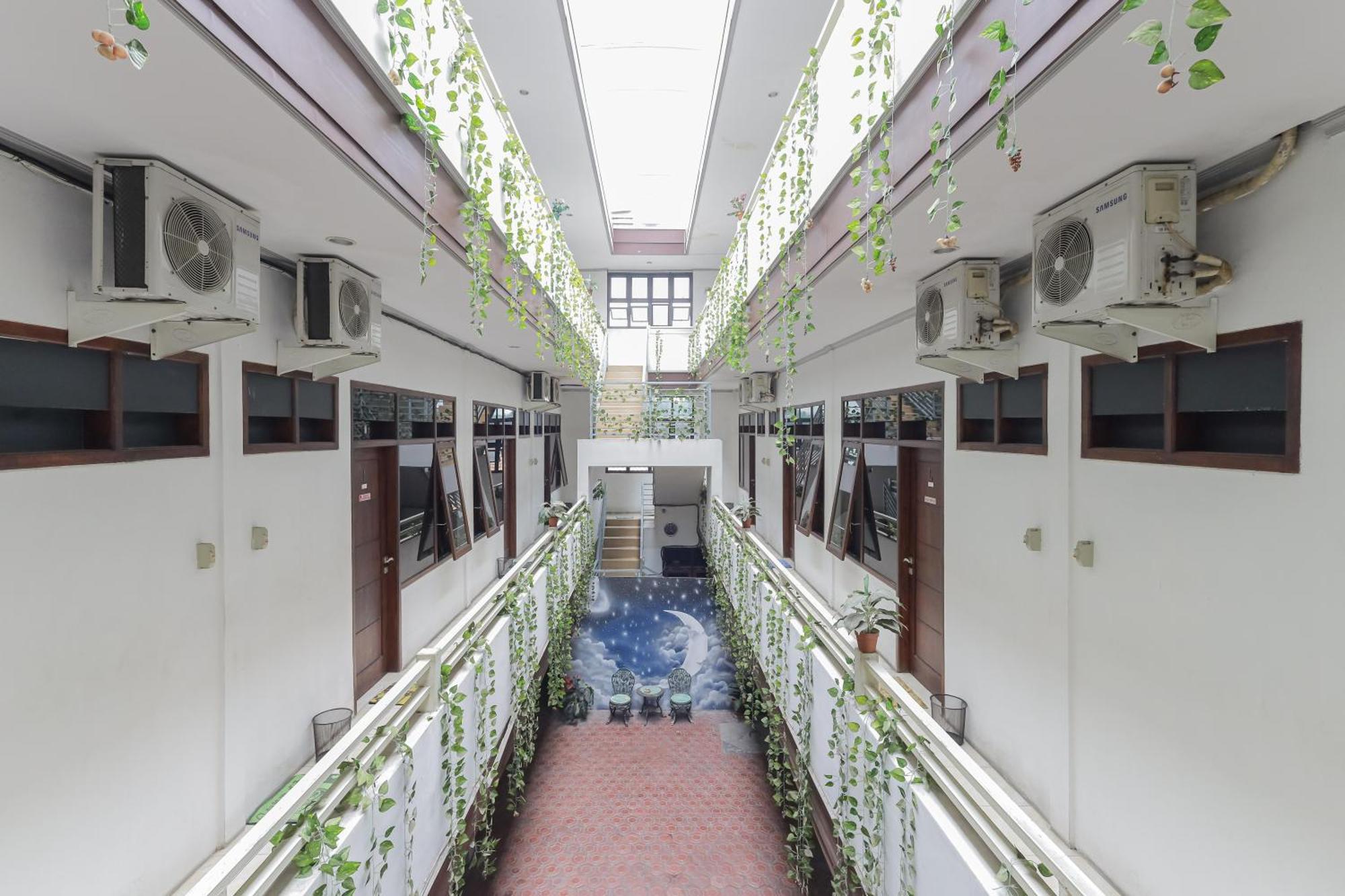 Reddoorz At Pondok Candra สุราบายา ภายนอก รูปภาพ
