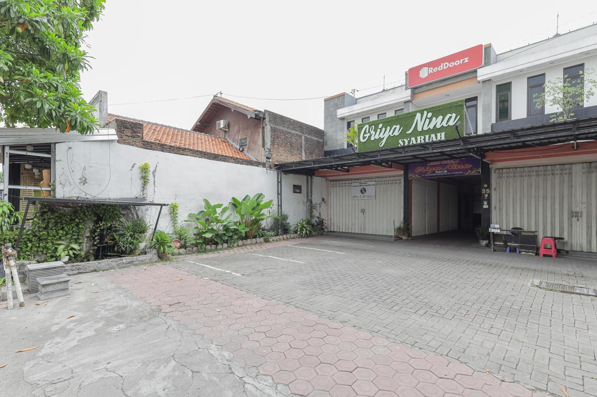 Reddoorz At Pondok Candra สุราบายา ภายนอก รูปภาพ