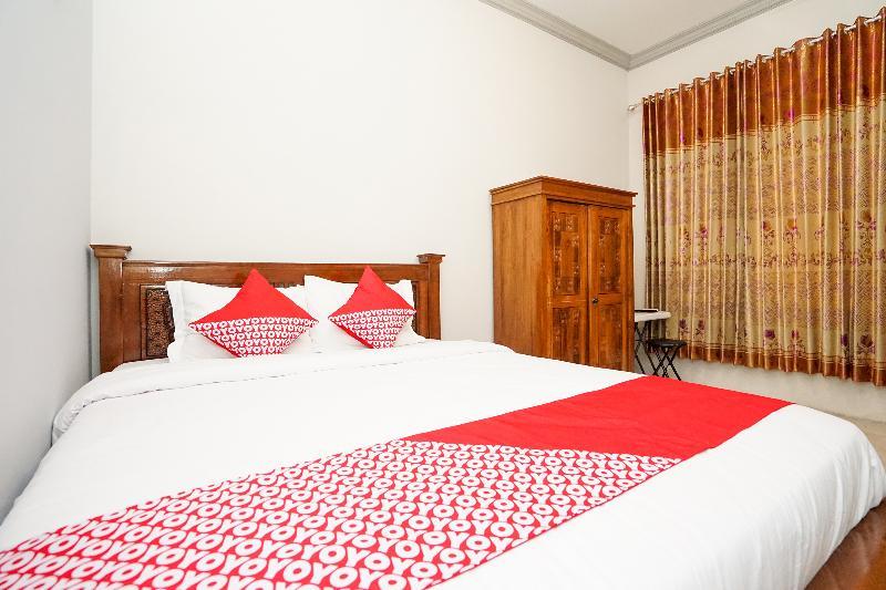 Reddoorz At Pondok Candra สุราบายา ภายนอก รูปภาพ